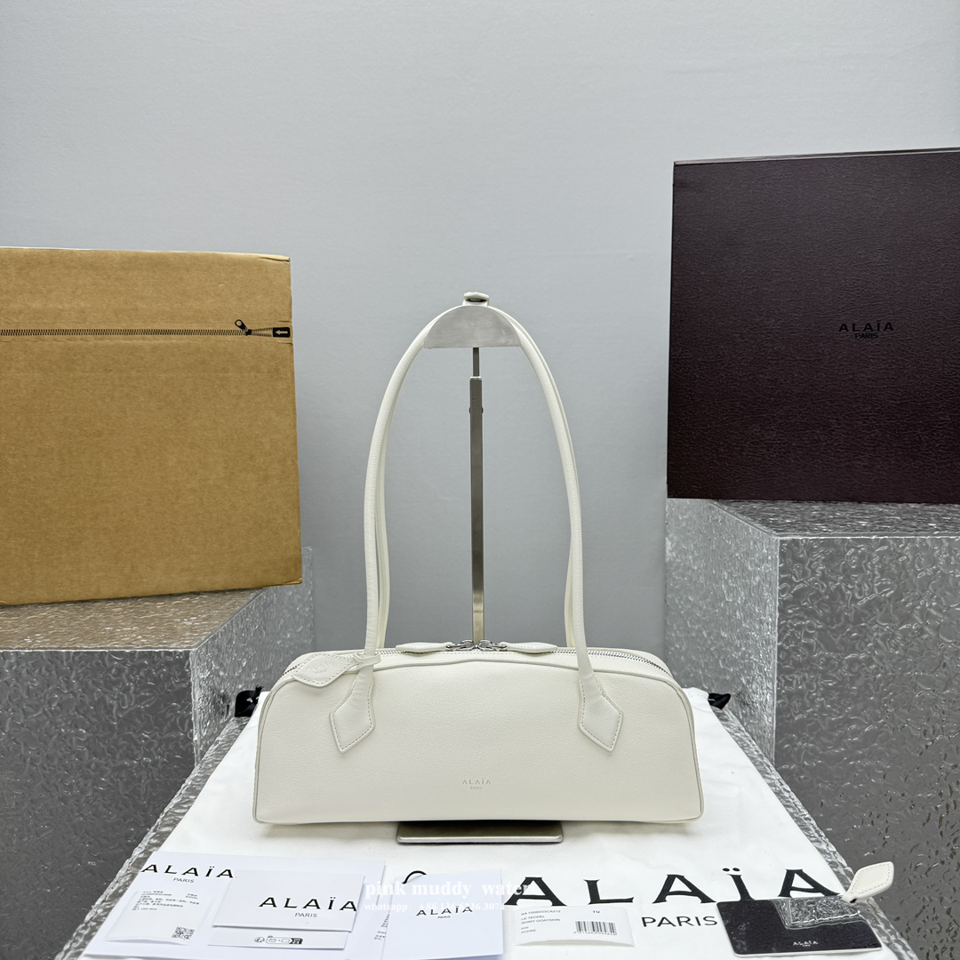 Alaia bag