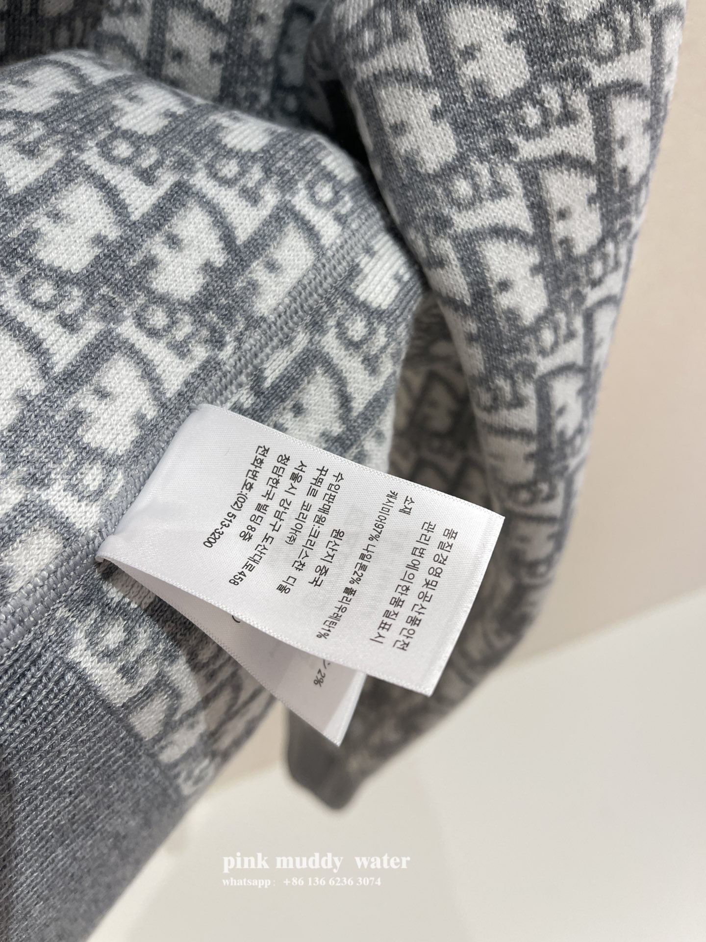 REVERSIBLE ZIPPED CARDIGAN WITH HOOD