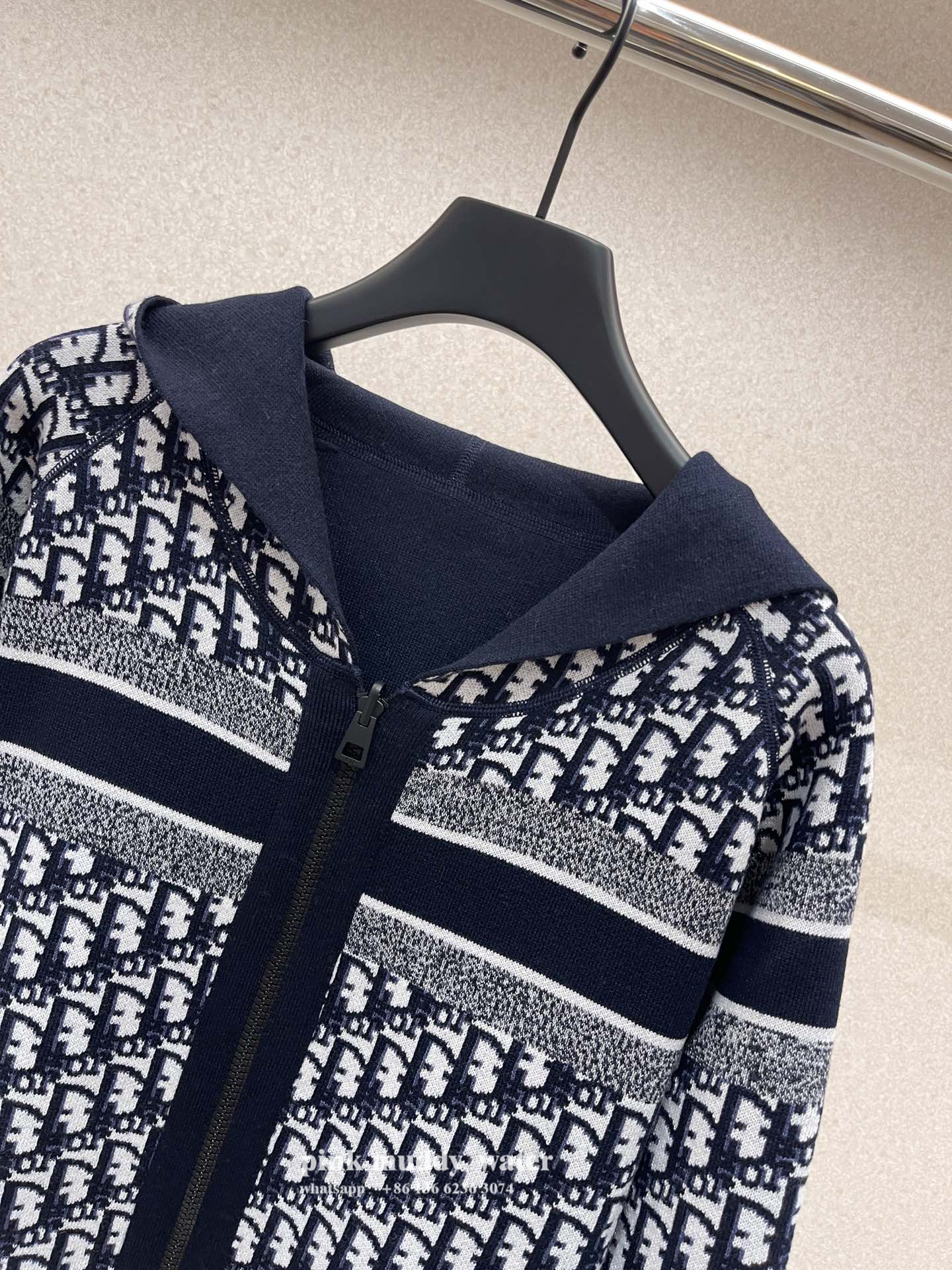 REVERSIBLE ZIPPED CARDIGAN WITH HOOD