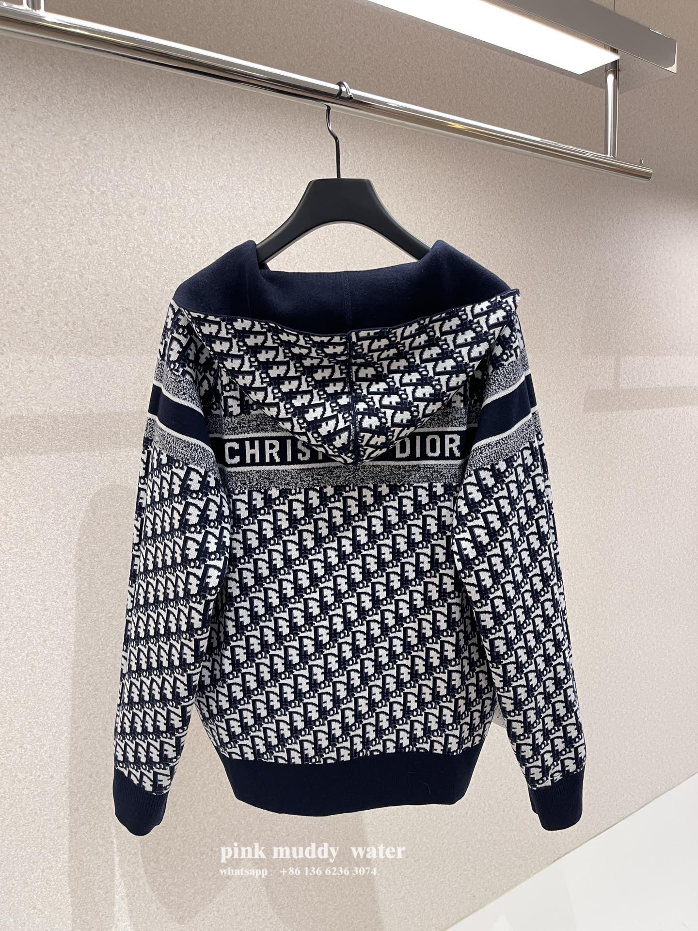 REVERSIBLE ZIPPED CARDIGAN WITH HOOD