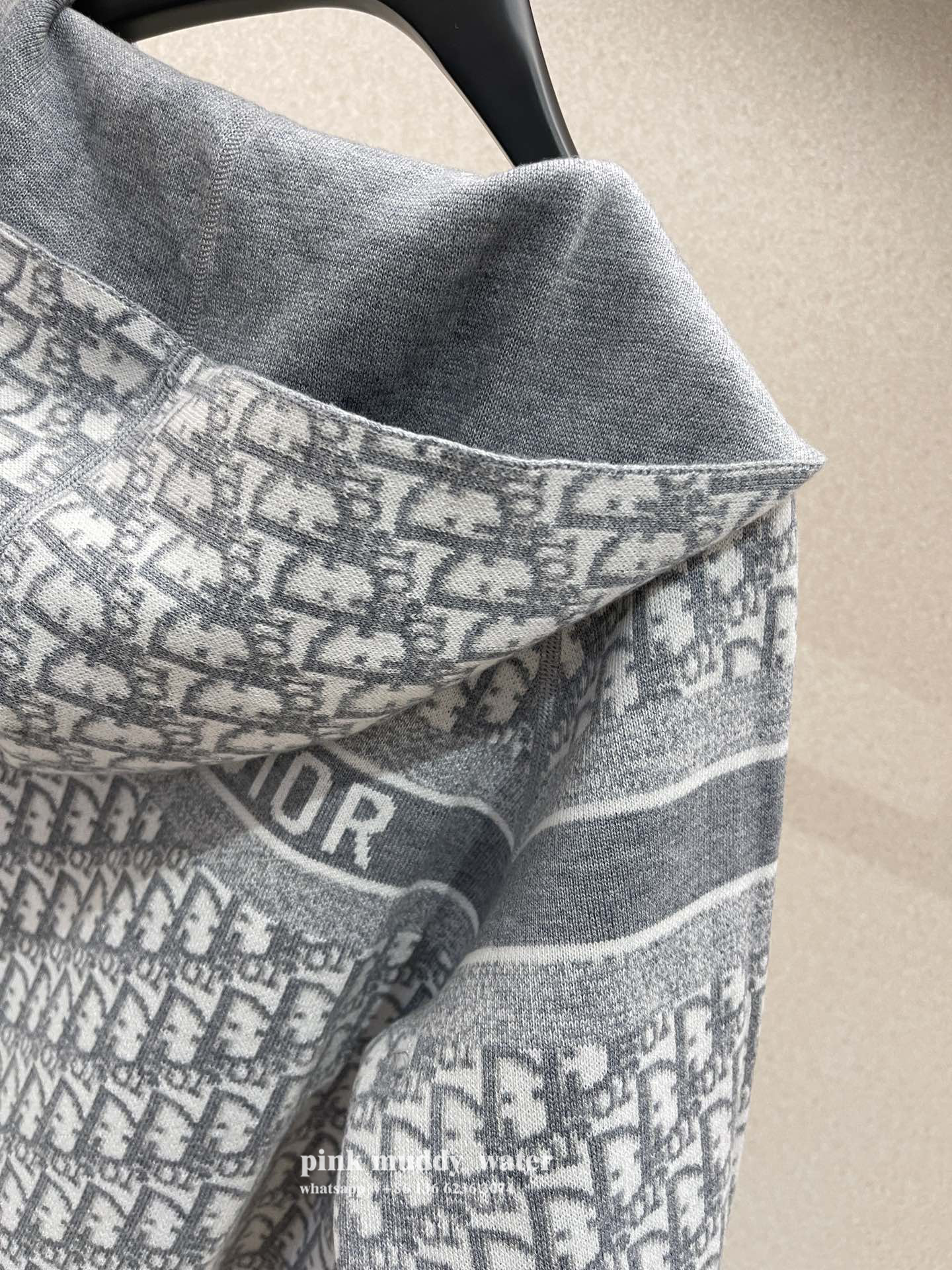 REVERSIBLE ZIPPED CARDIGAN WITH HOOD