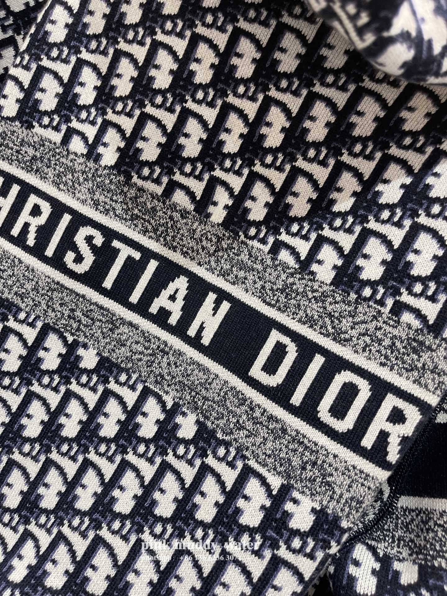 REVERSIBLE ZIPPED CARDIGAN WITH HOOD