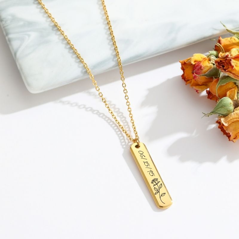 ECGIFT NE015 Personalized Birth Flowers Necklace With Engraved Names Birthday 's Gift For Best Friend Fashion Jewelry Gift For Lover
