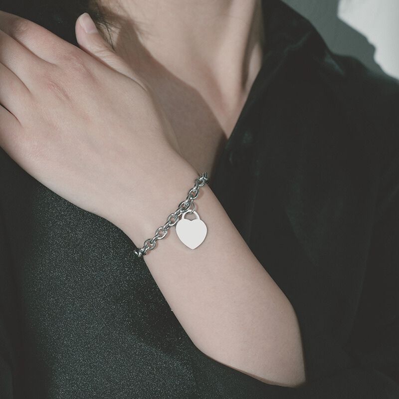 ECGIFT BR022 Personalized Heart Charm Brace；et Custom Family Names Bangle Birthday’s Gift For Friends