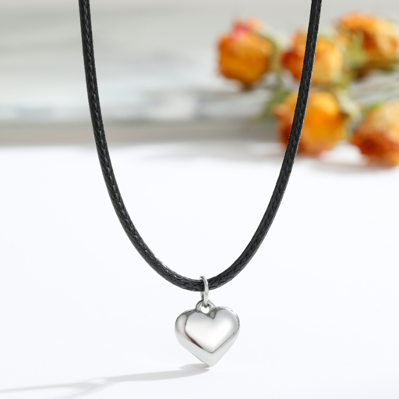 ECGIFT NE013 Personalized 3D Solid Minimalist Heart Necklace With Engraved Letter Hollow Love Heart Necklace Valentine's Day Birthday's Gift For Lover Couple