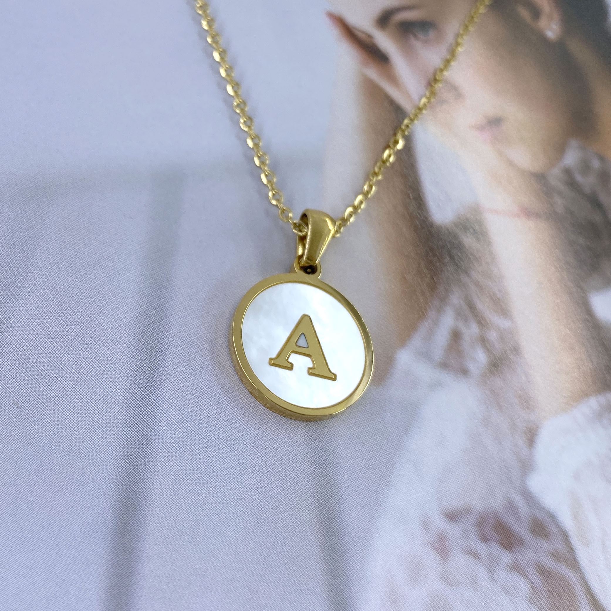 ECGIFT NE039 Personalized  Fritillaria Necklace Minimalist Initial Name Jewelry Customized Birthday Mother's Day Gift For Family Friends Lovers