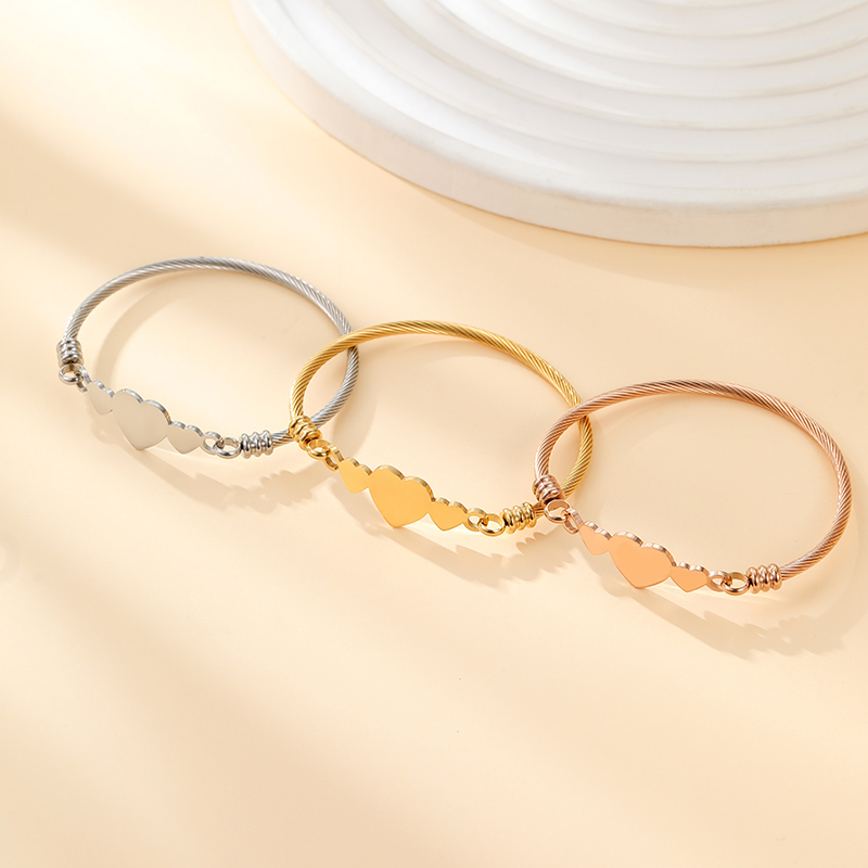 ECGIFT BR040 Personalized Minimalist 3 Heart Bangle Stylish Jewelry Mother bracelet Birthday Anniversary Wedding Gift For Women Girlfriend