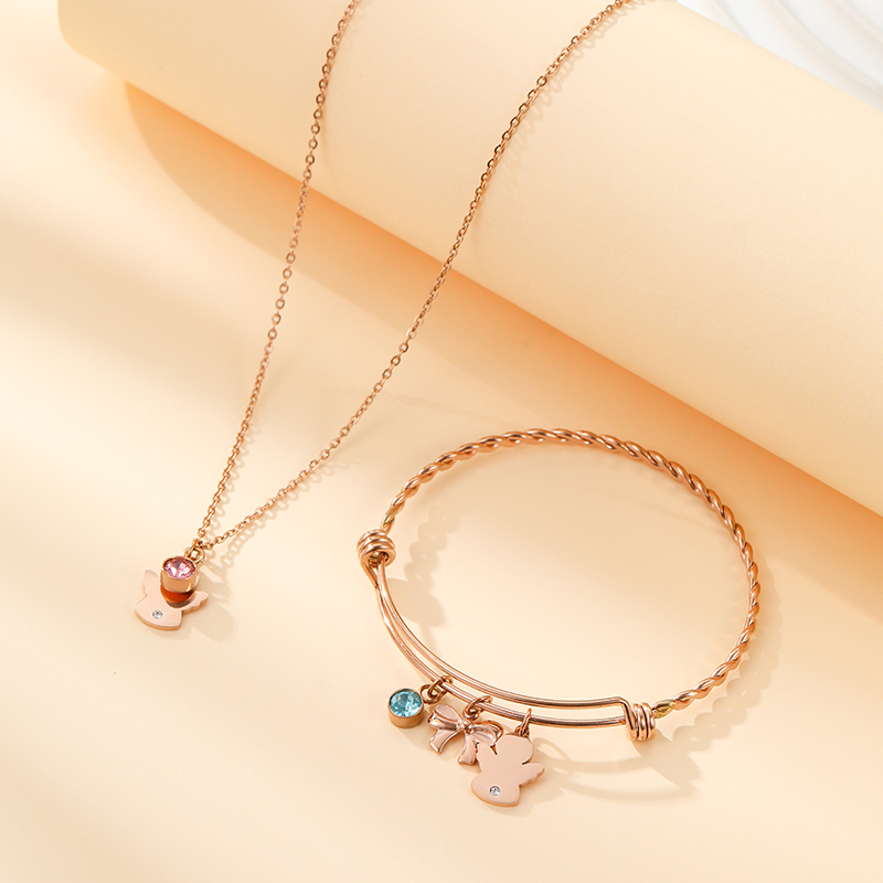 ECGIFT NE024 Personalized Engraved Name Necklace With Sweet Little Angel Baby Shower Birthday Gift For New Mother Best Friends