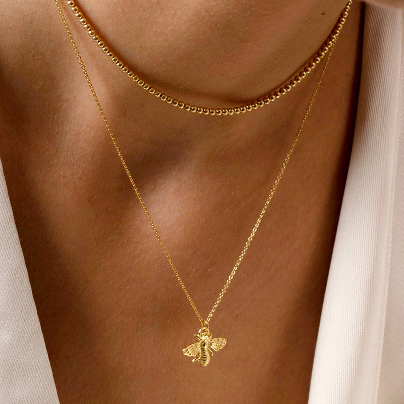 necklace with a bee