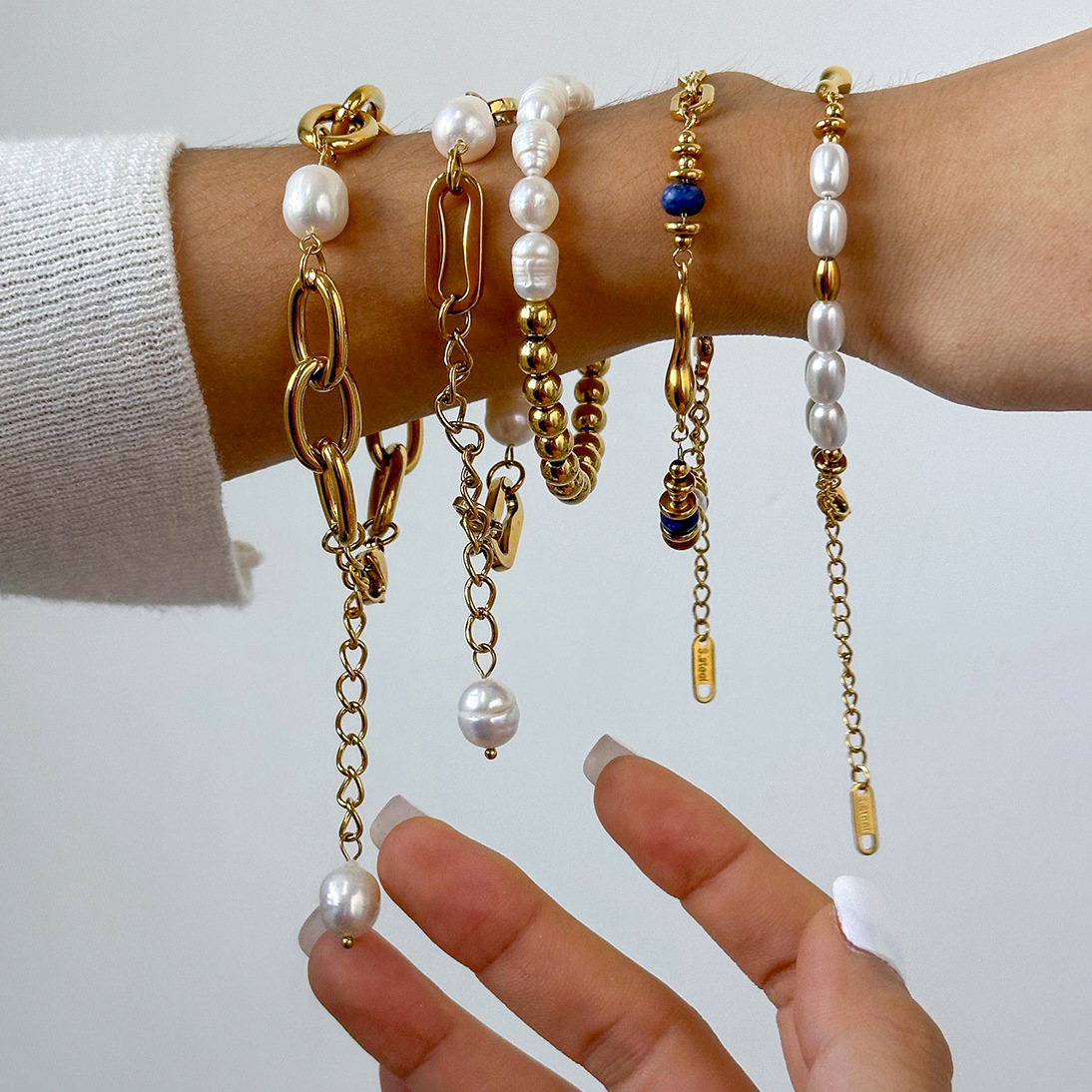 pearl and gold bracelet