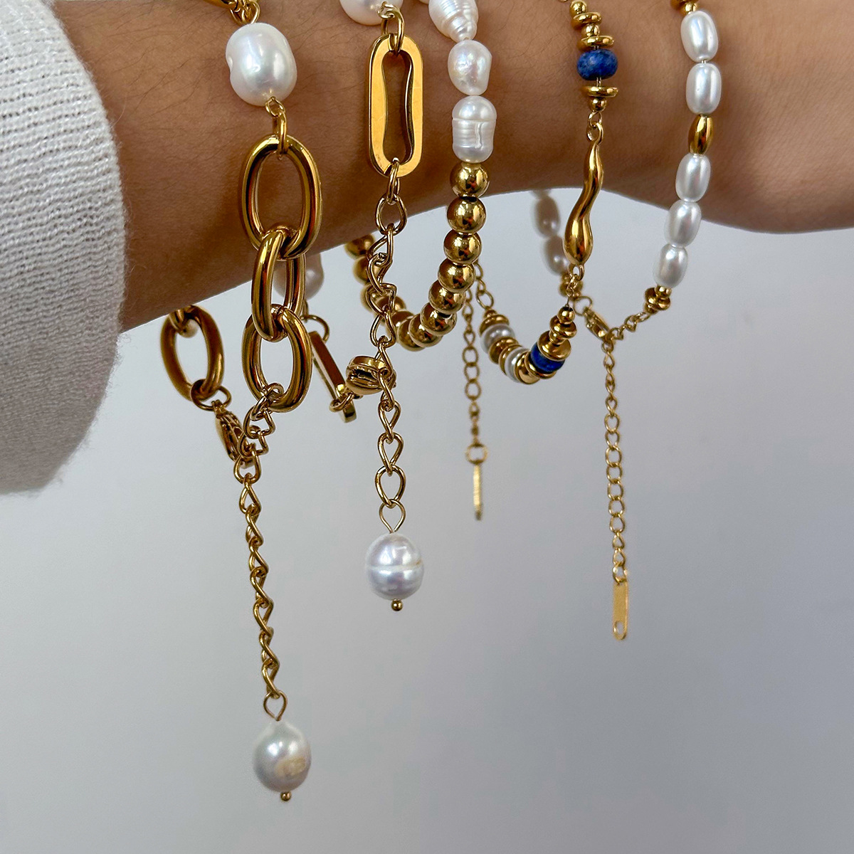 pearl and gold bracelet