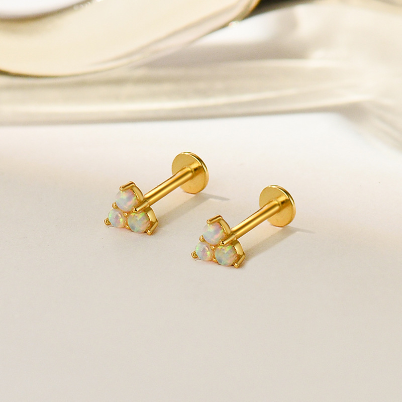 stud earrings