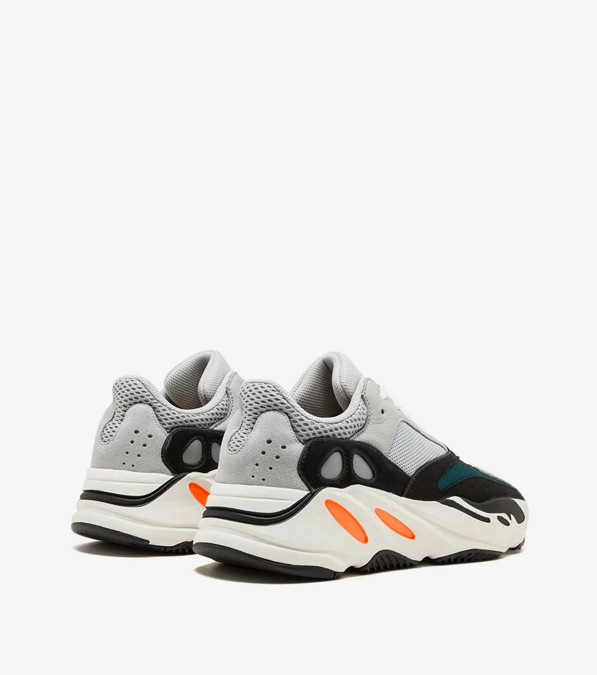 Yeezy Boost 700 