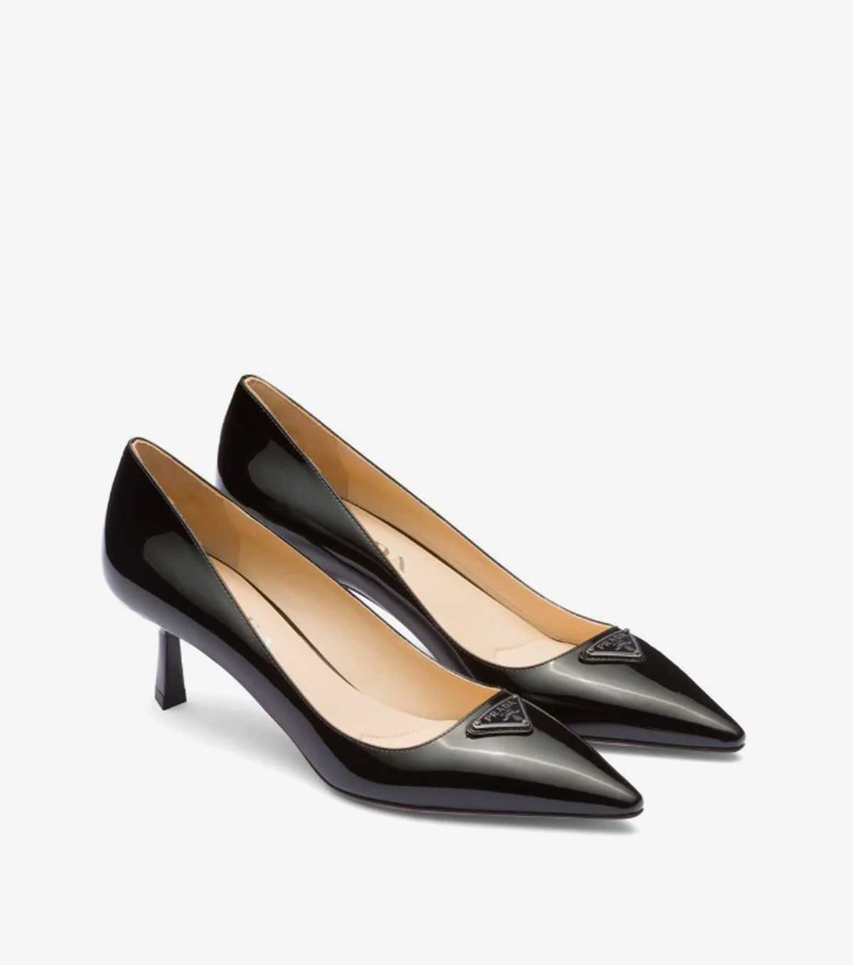 logo-plaque patent leather pumps