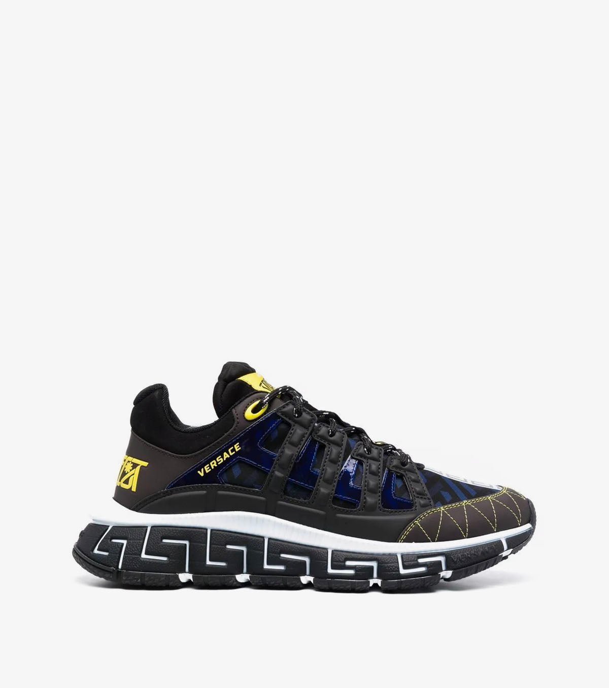 Trigreca panelled cut-out