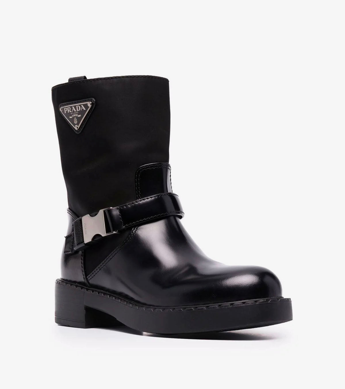 Brushed leather and Re-Nylon