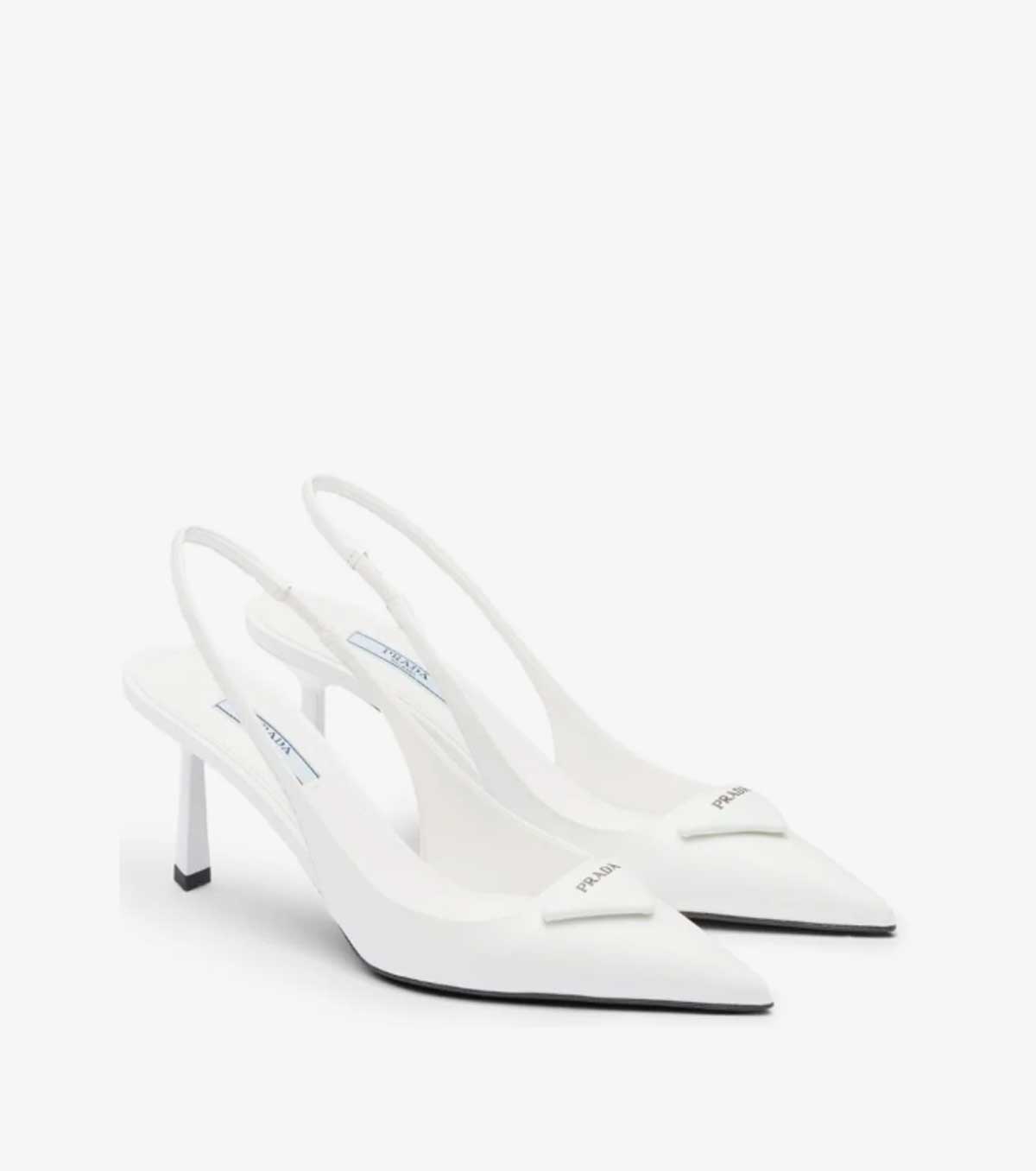 75mm triangle-logo pumps