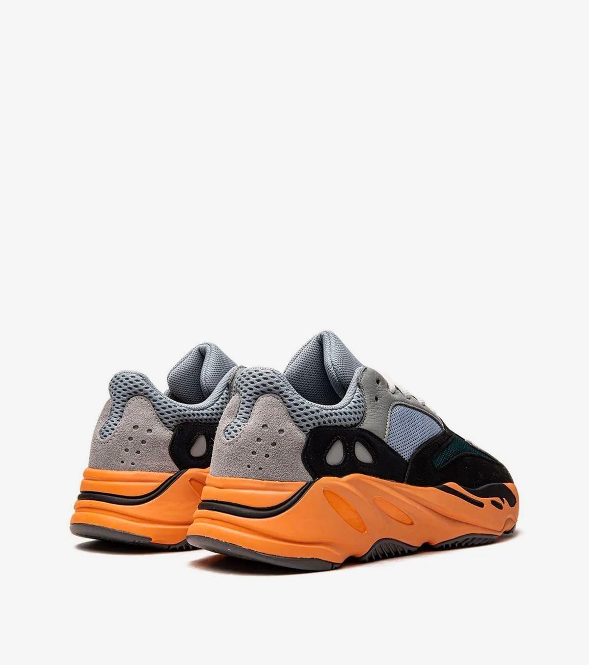 YEEZY Boost 700 