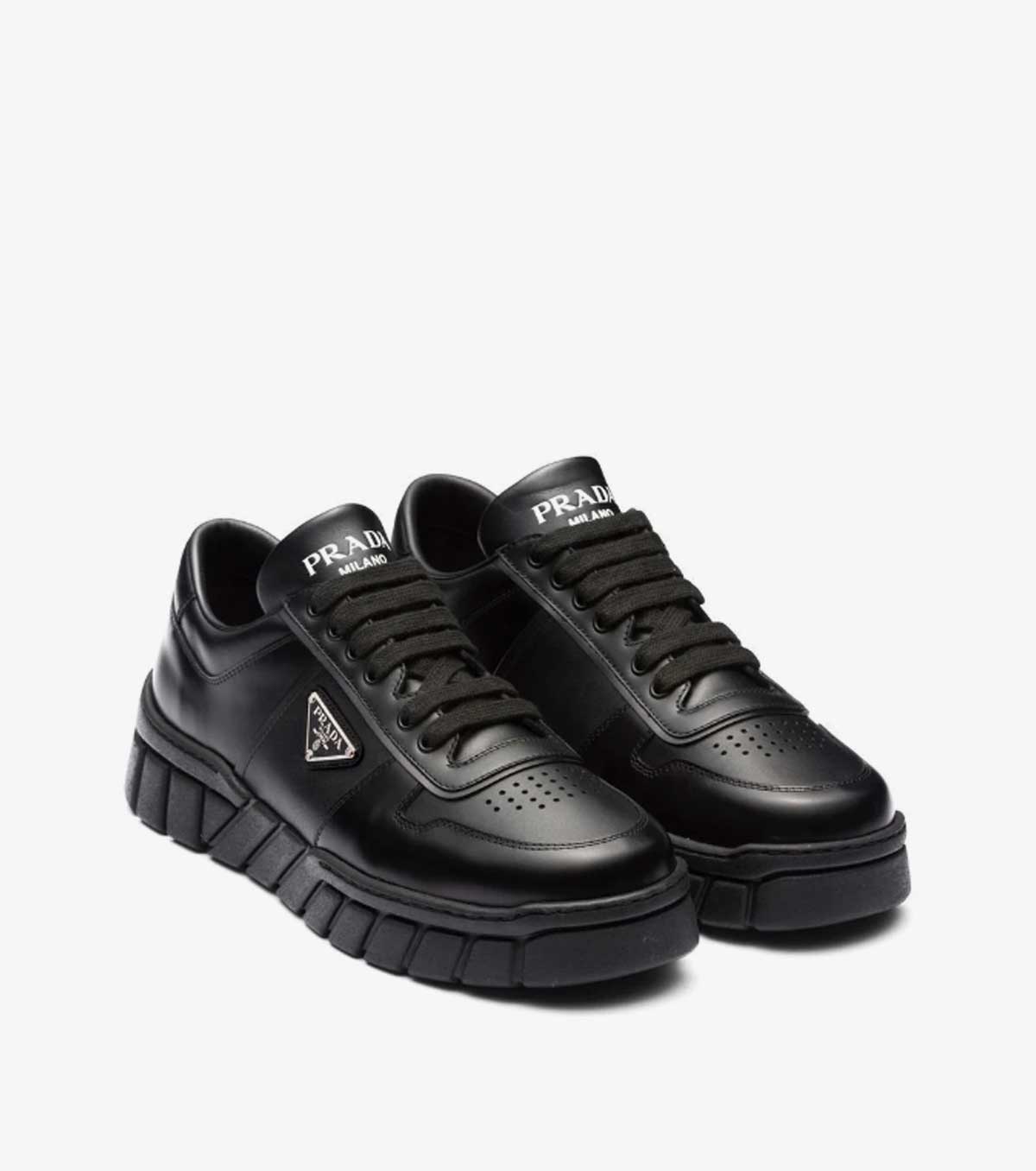 logo-plaque low-top sneakers