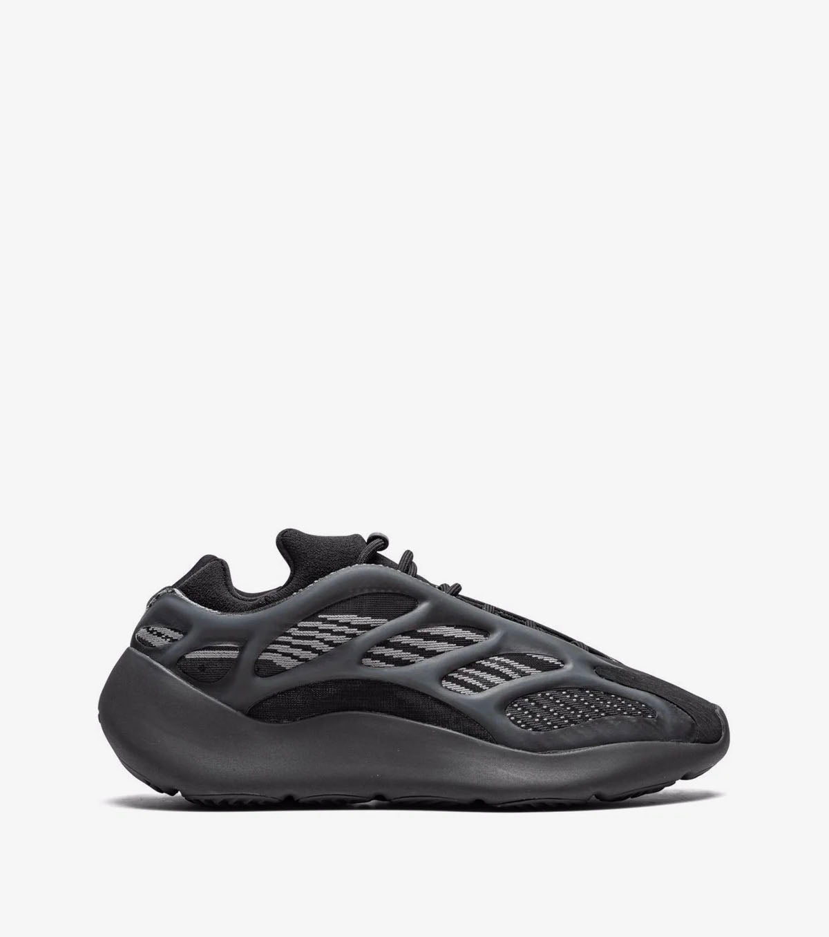 Yeezy 700 V3