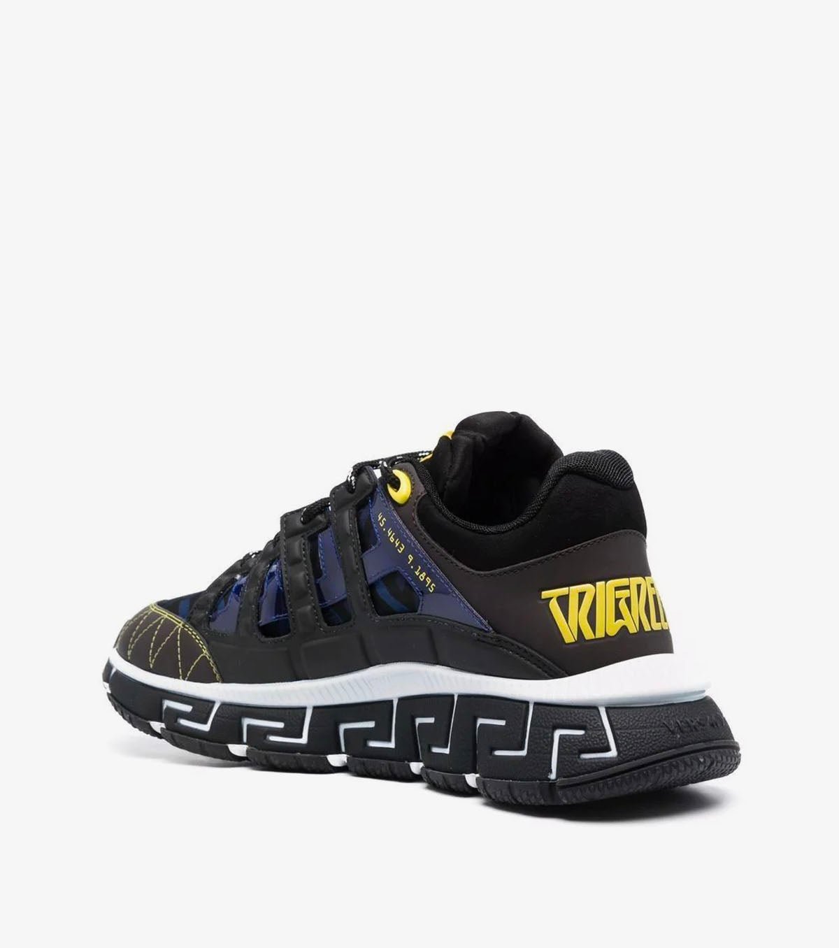 Trigreca panelled cut-out