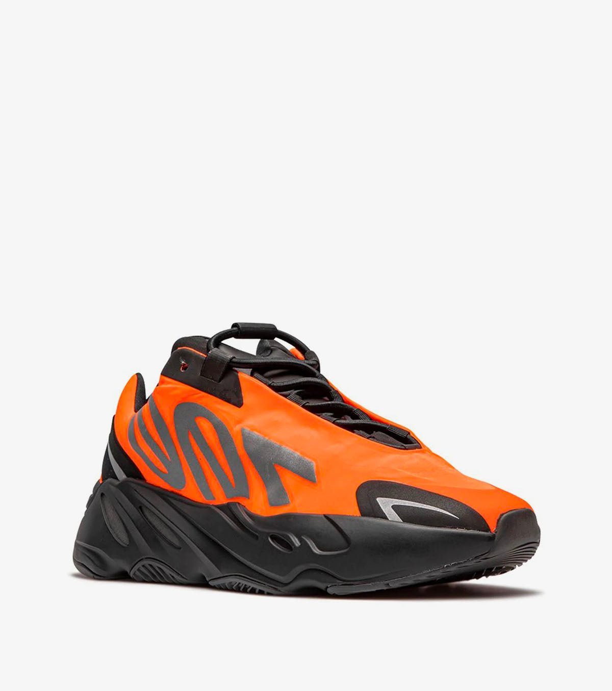 Yeezy Boost 700 MNVN 