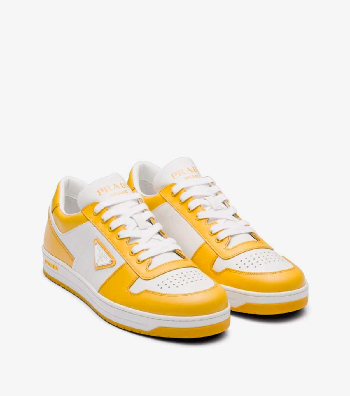 triangle logo-patch low-top sneakers