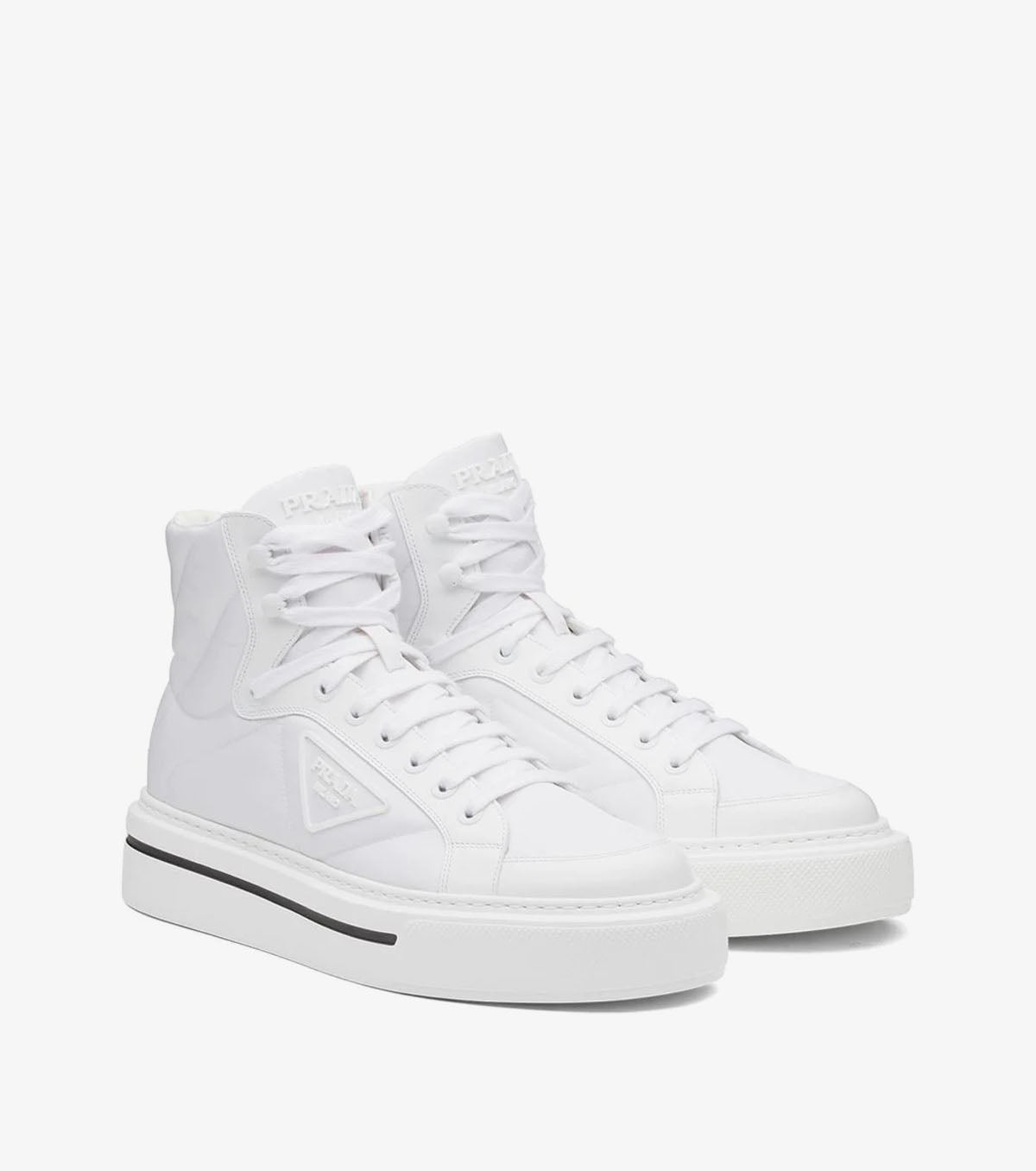 Macro lace-up high-top