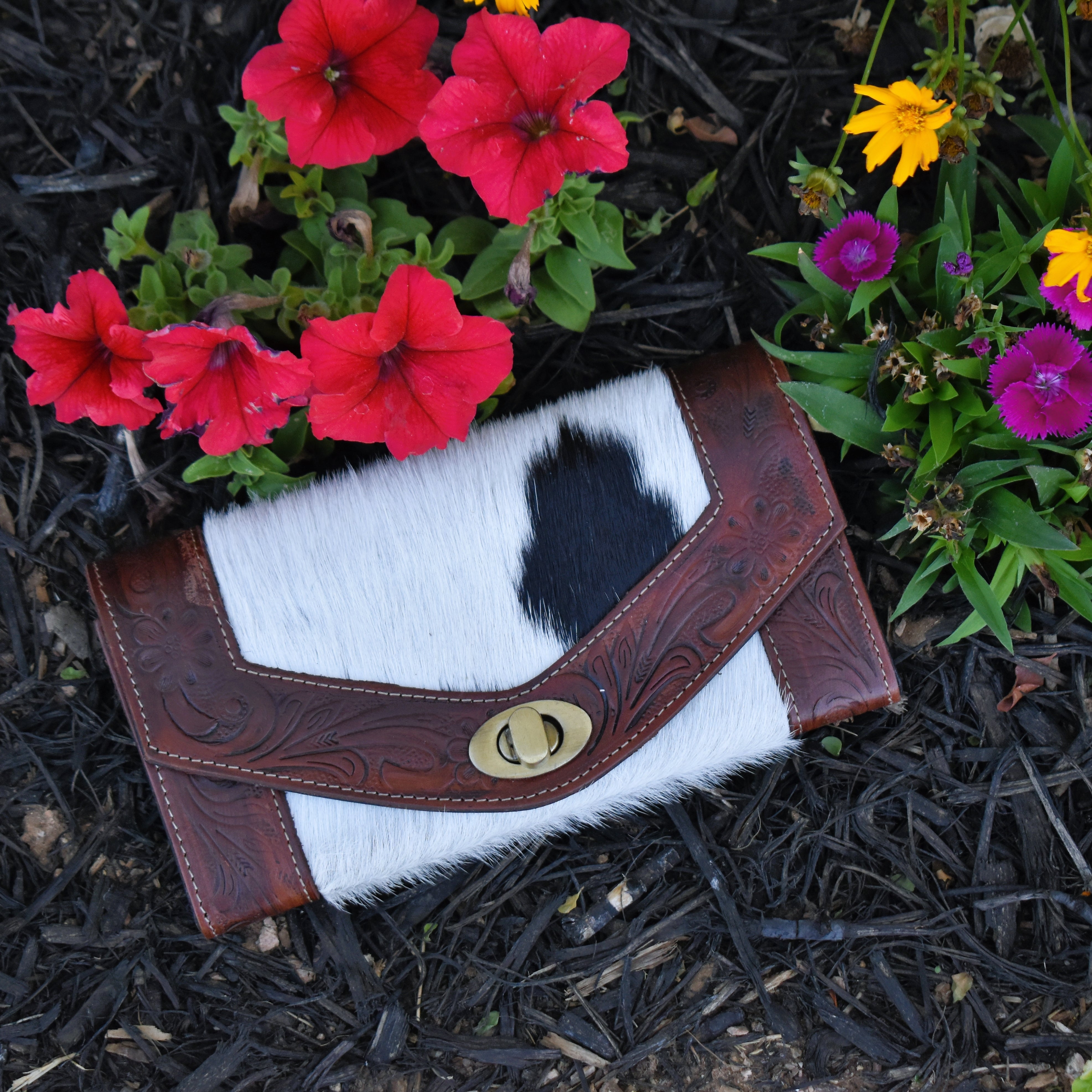 Circle The Wagons Wallet