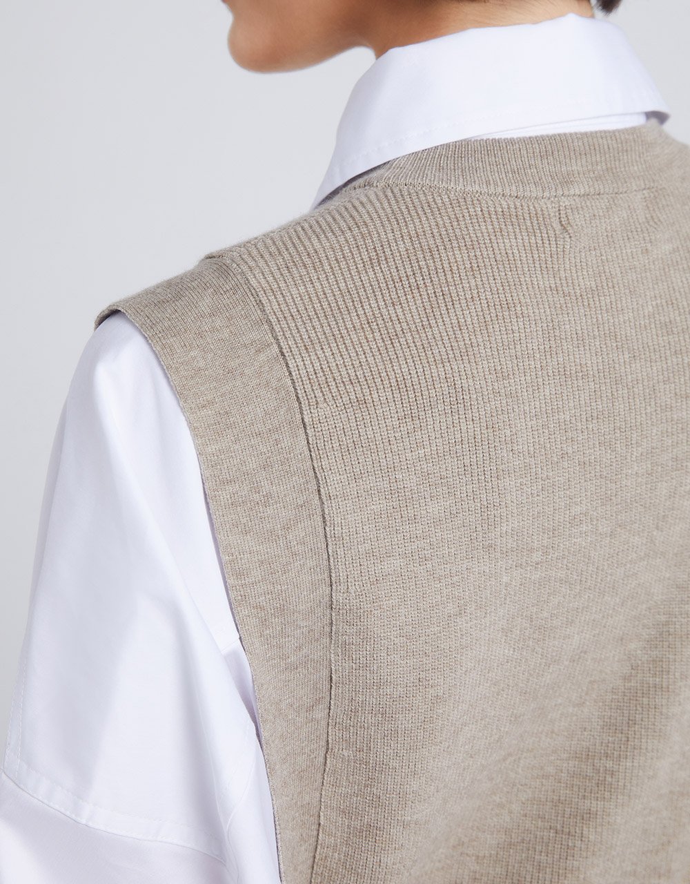 Crew Neck Mid-Length Knitted Vest