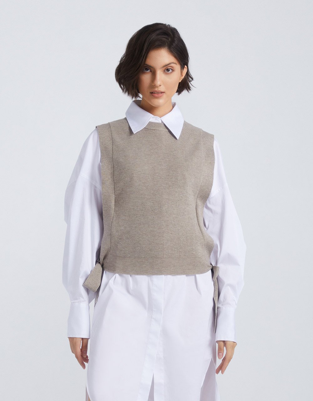 Crew Neck Mid-Length Knitted Vest