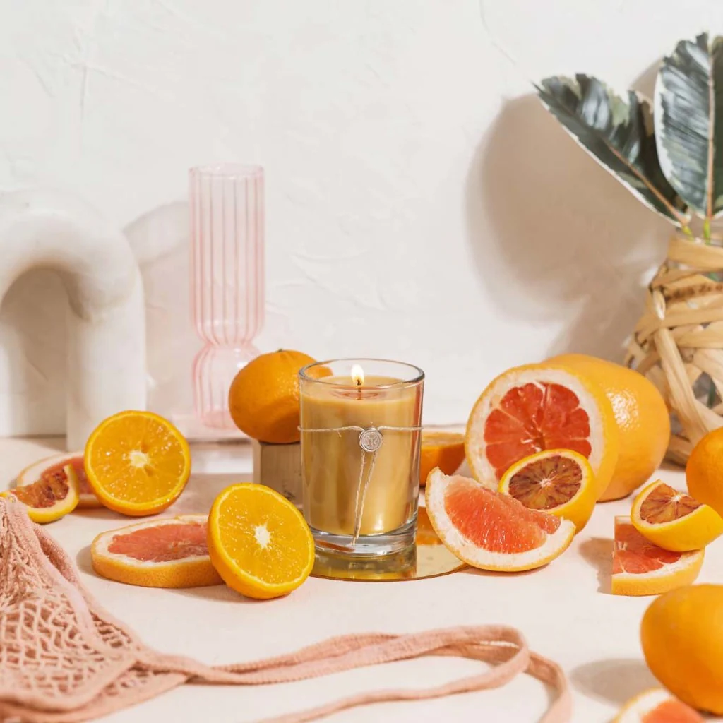 Island Grapefruit 6.8 oz. Aromatic Candle
