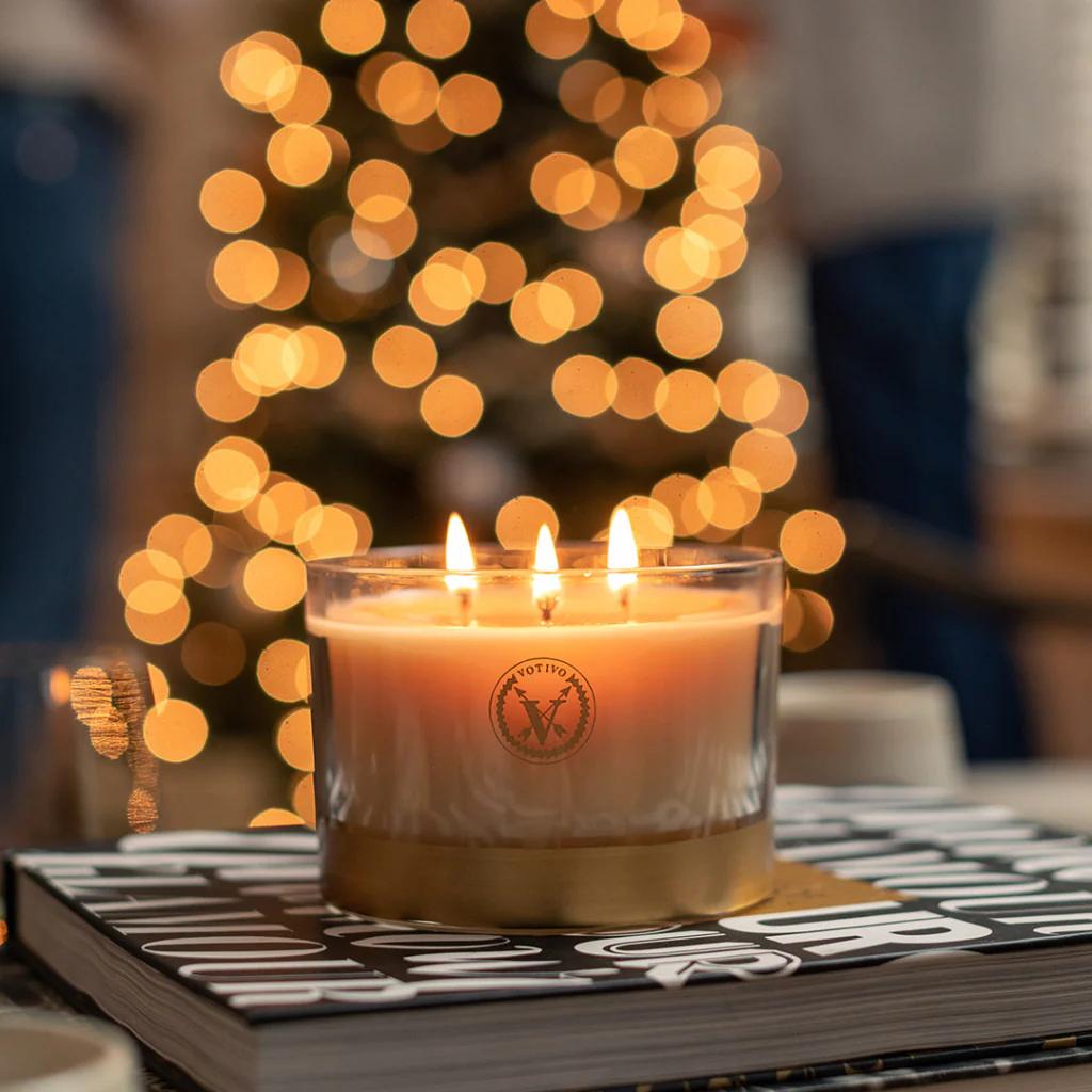 Red Currant Holiday 3 Wick Candle