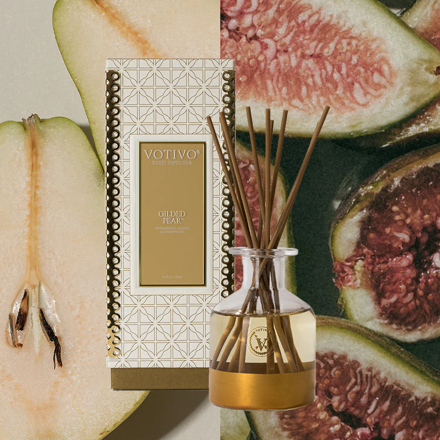 Gilded Pear Holiday Reed Diffuser