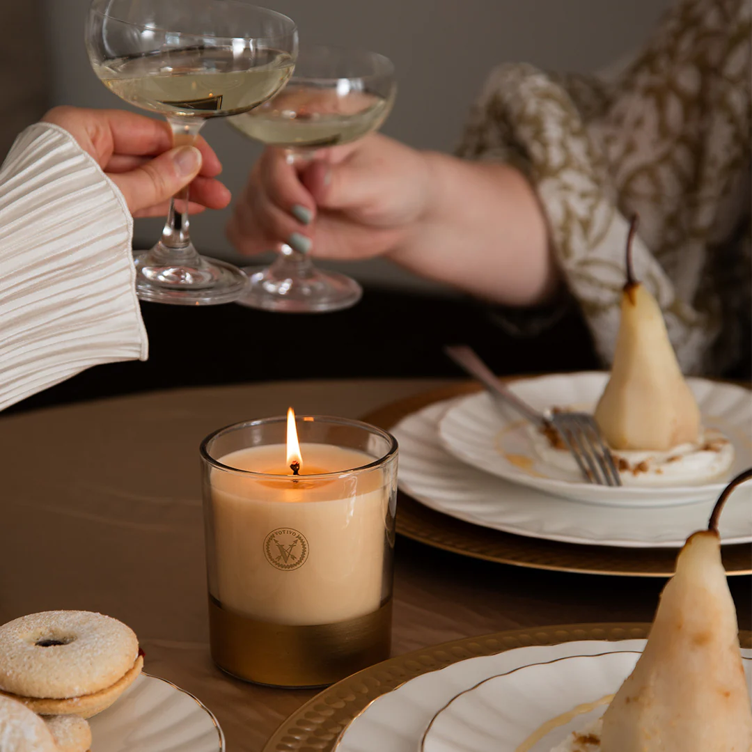 Gilded Pear 10 oz. Holiday Candle