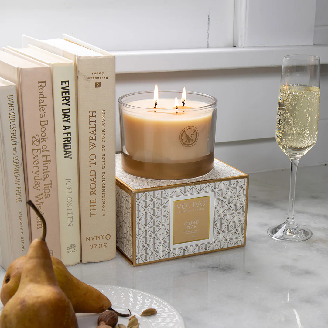 Gilded Pear Holiday 3 Wick Candle