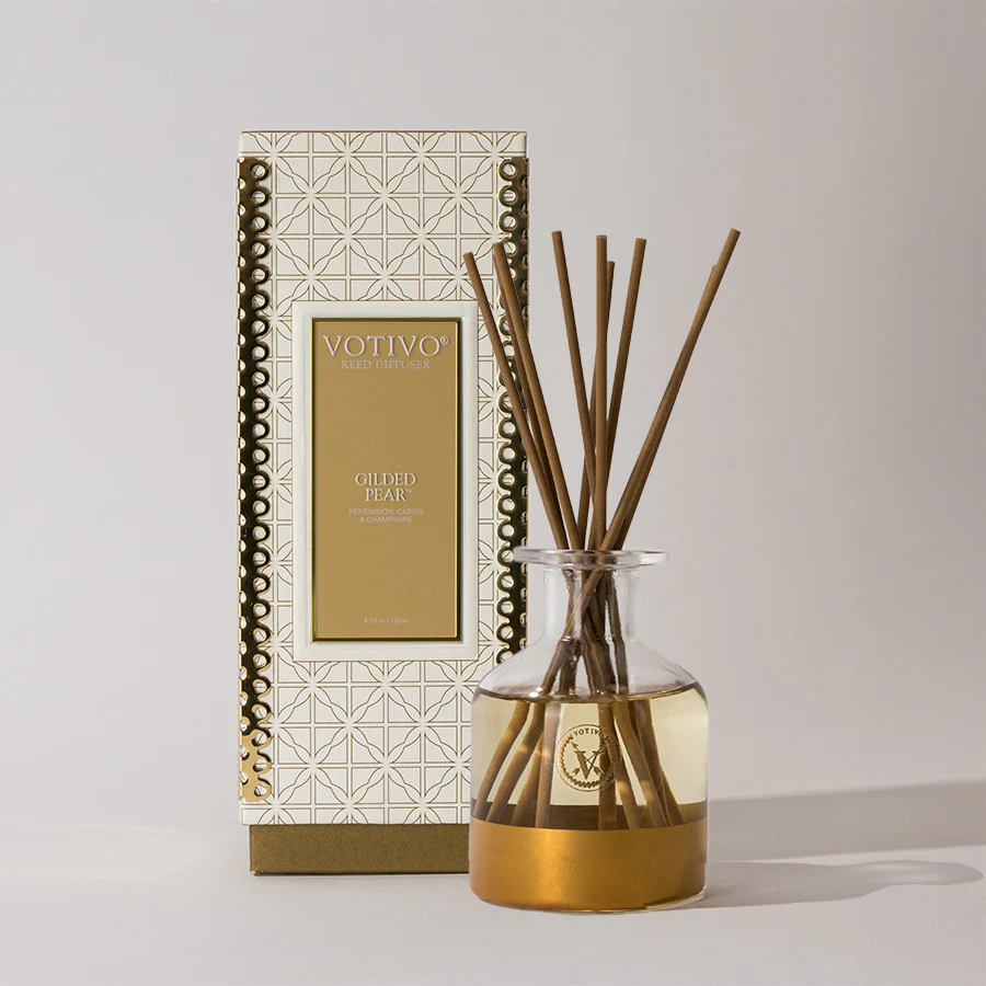 Gilded Pear Holiday Reed Diffuser