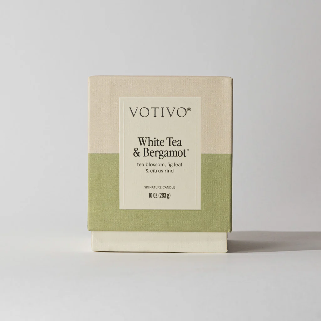 White Tea & Bergamot 10 oz. Signature Candle