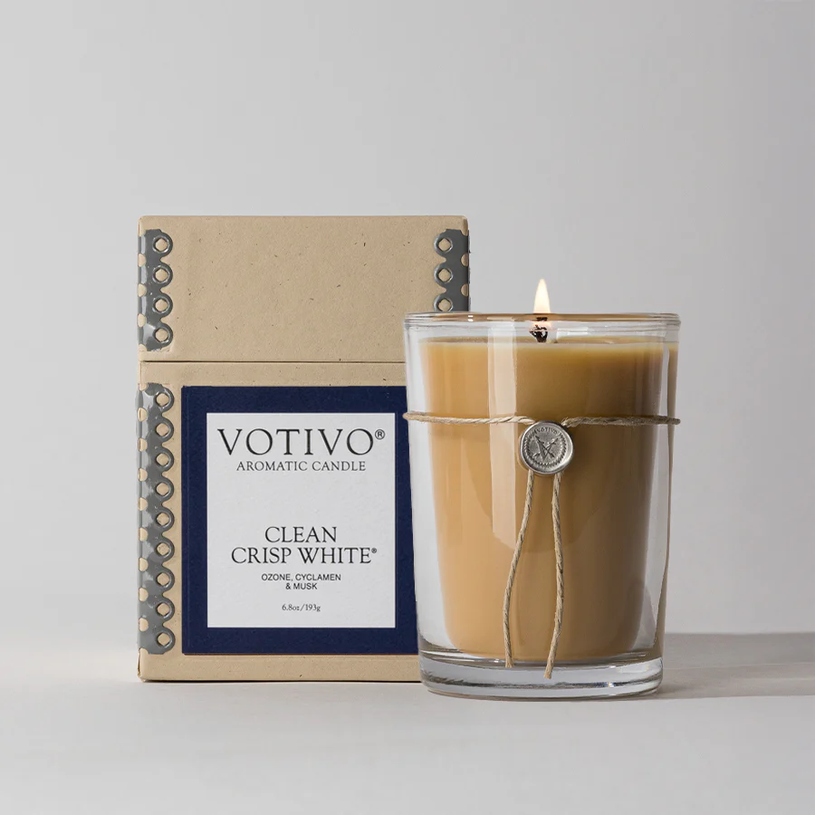 Clean Crisp White 6.8 oz. Aromatic Candle
