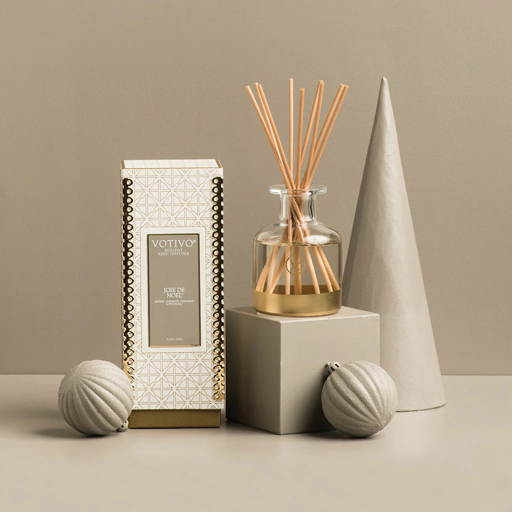 Joie de Noel Holiday Reed Diffuser
