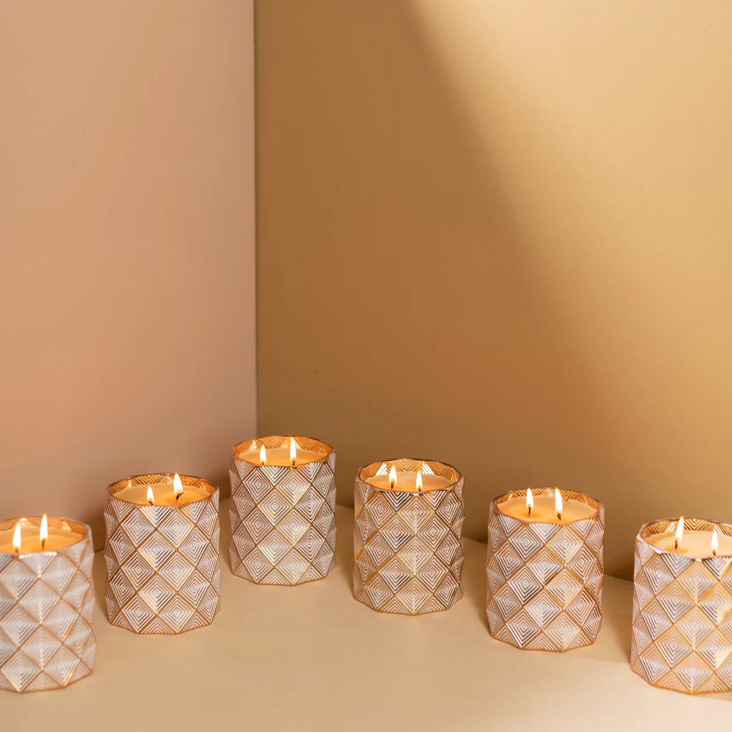 Red Currant Holiday Decorative Candle