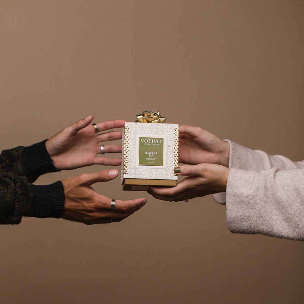 Sequoia Fir 10 oz. Holiday Candle