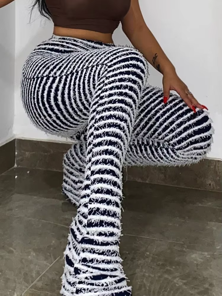 BOOFEENAA Black and White Striped Knitted Stacked Pants Women Bottoms 2025 Streetwear Extra Long High Waist Flare Pants C66-EE42