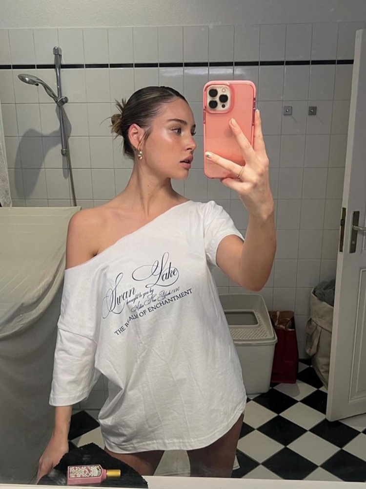 BOOFEENAA Letter Print Graphic T Shirts White Oversized One Shoulder Tops Womens Summer Fashion Clothing Trends 2024 P71-BG14
