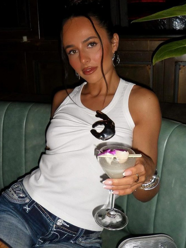 BOOFEENAA Hardware Detail Ribbed Tank Top Streetwear Fashion Y2k Clothes Girl Summer Tight Fitted Crop Tops White Black P66-BB13