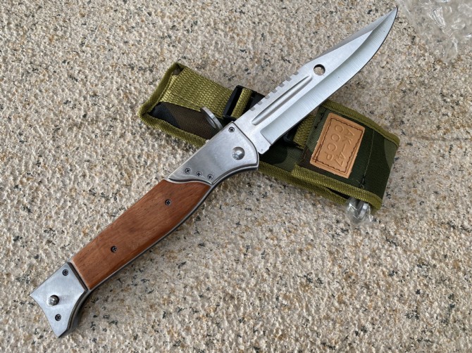 AK-47 Blade switchblade (large) also known as M9 large jump knife ...