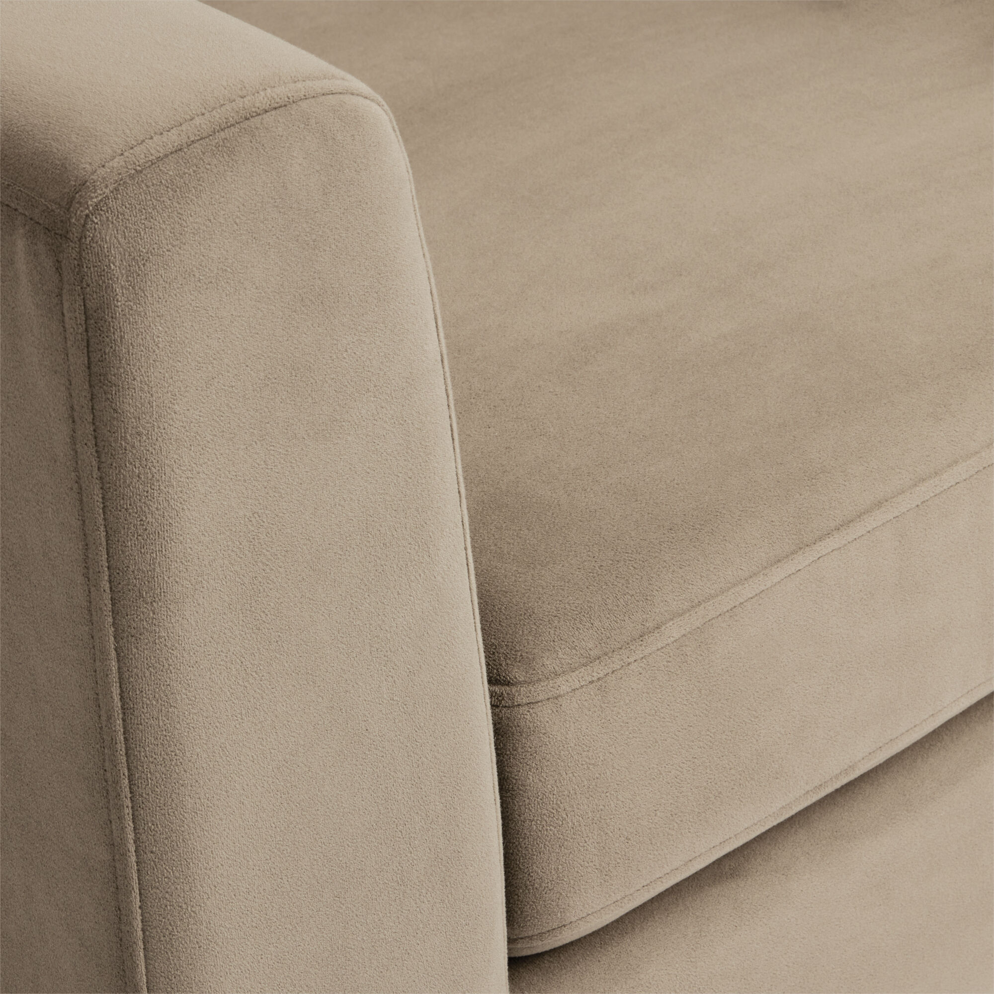 Camile Velvet Upholstered Chair