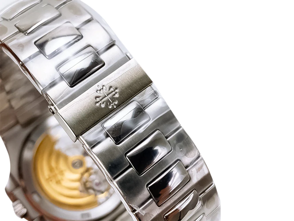 Nautilus Stainless Steel with Blue Dial (40mm)