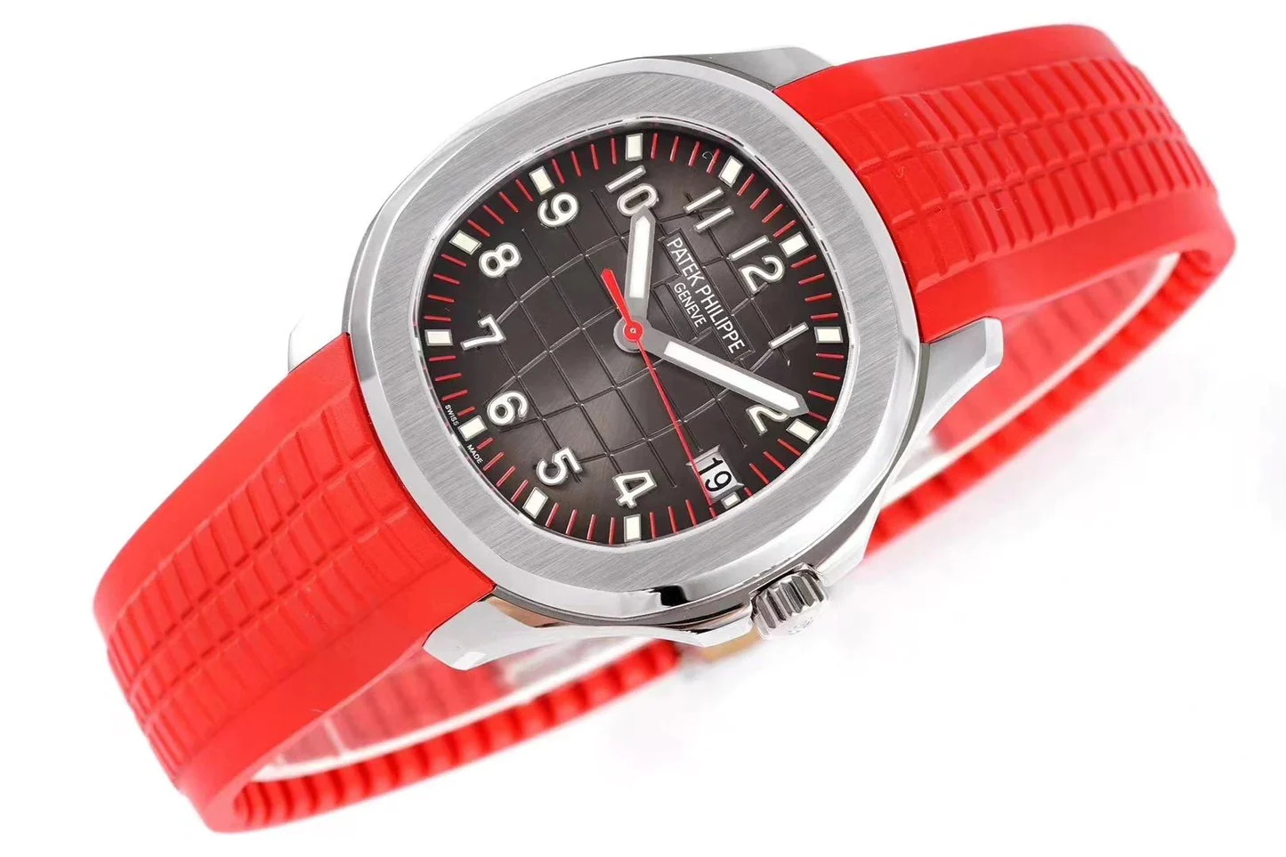 Aquanaut Stainless Steel 'Singapore' with Black Dial (40mm)