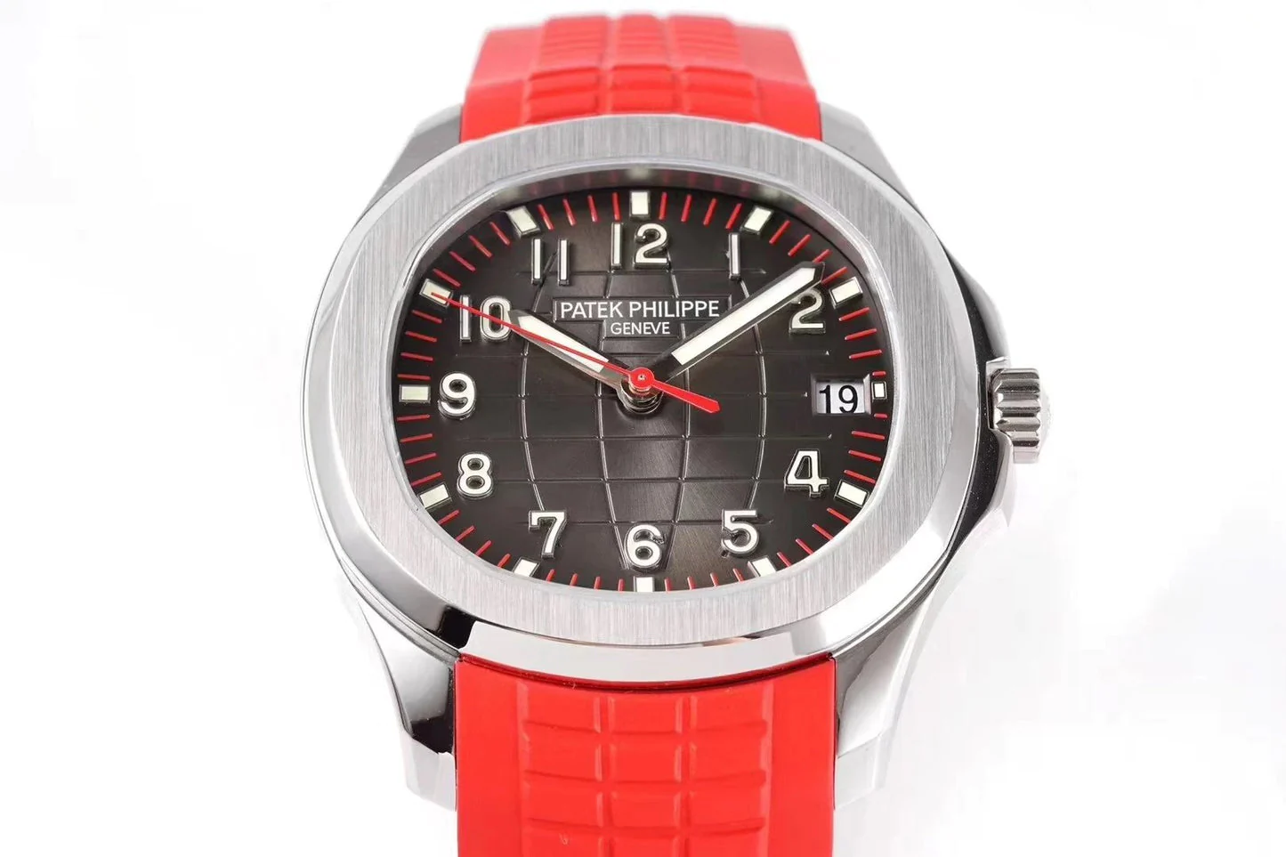 Aquanaut Stainless Steel 'Singapore' with Black Dial (40mm)